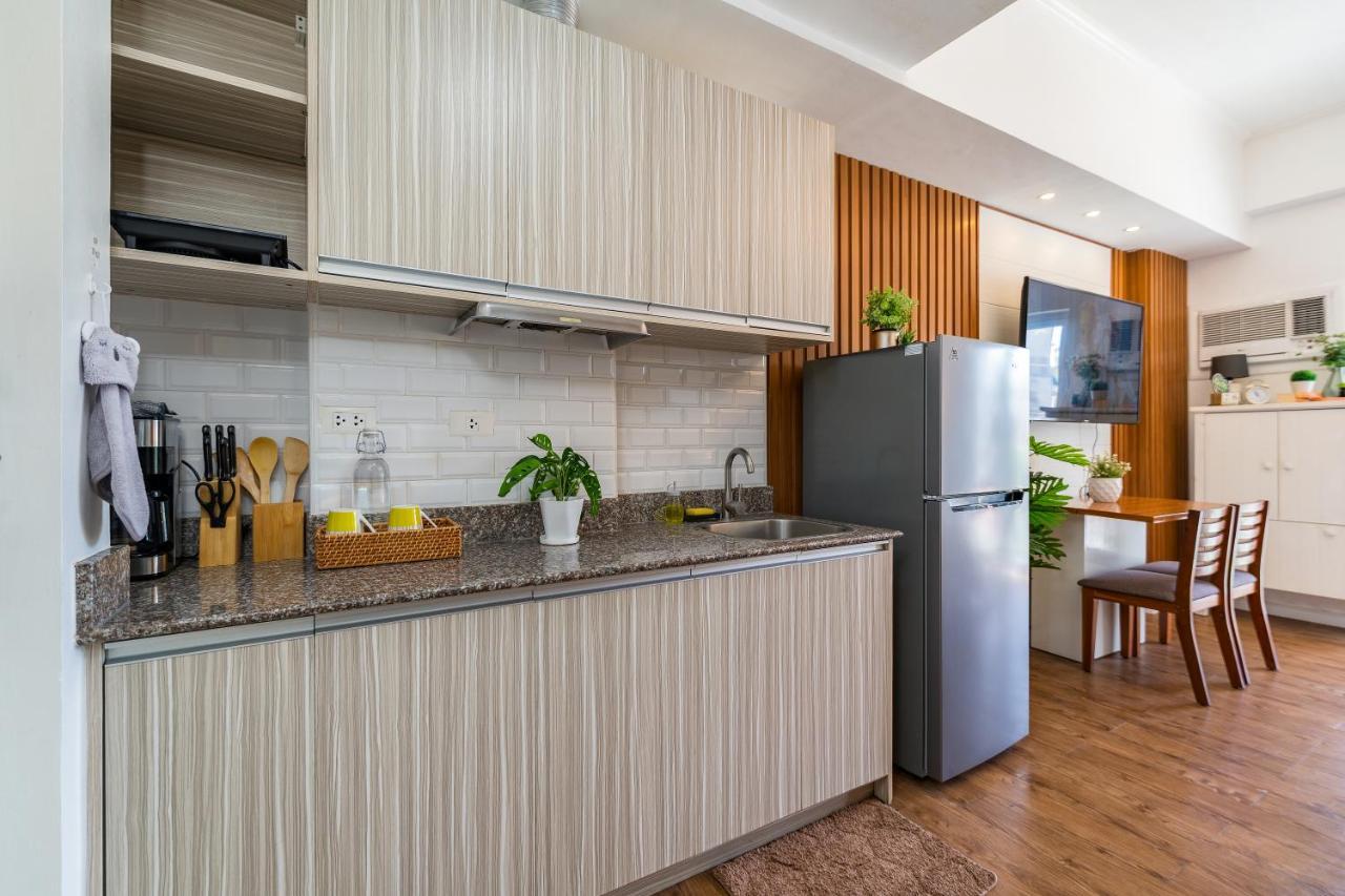 Апартаменти Amani 133,3 Minutes To Airport,With Gym & Pool,Fast Wi-Fi, Free Netflix Мактан Екстер'єр фото