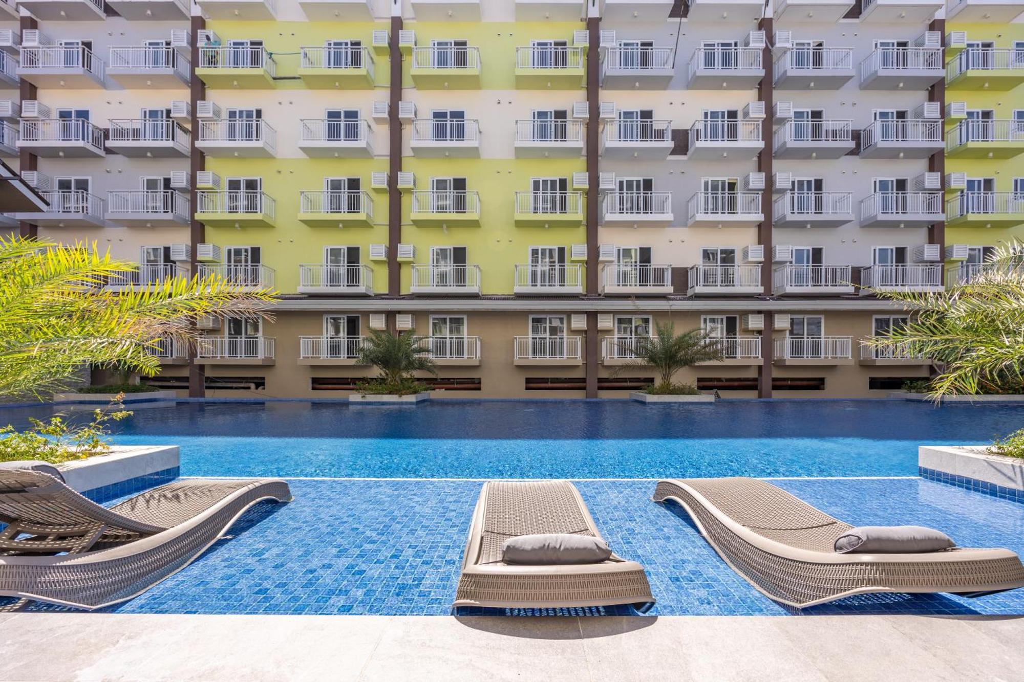 Апартаменти Amani 133,3 Minutes To Airport,With Gym & Pool,Fast Wi-Fi, Free Netflix Мактан Екстер'єр фото